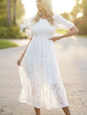 ZESICA Floral Lace Flowy Short Sleeve Smocked Midi Dress NWT Large